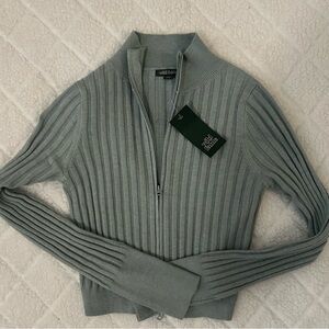 Target Sweater Double Zip Up Top
Never Worn 
Size XS